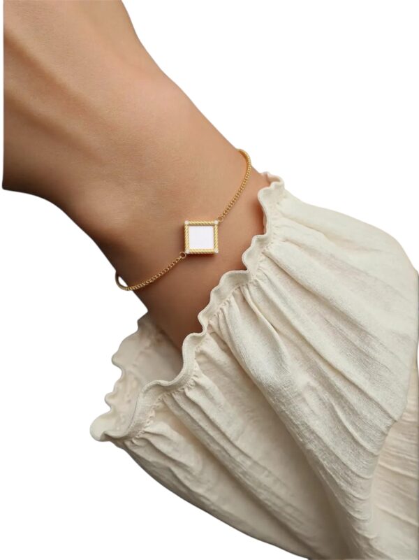 Olympia Bracelet with lab-grown diamonds and enamel
